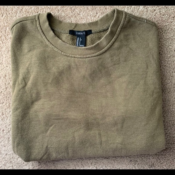 Long Sleeves Crop Top - Picture 1 of 2